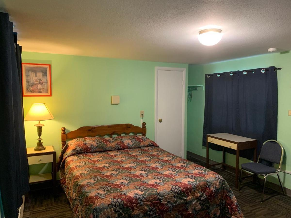 Howard City Tour Inn Motel المظهر الخارجي الصورة