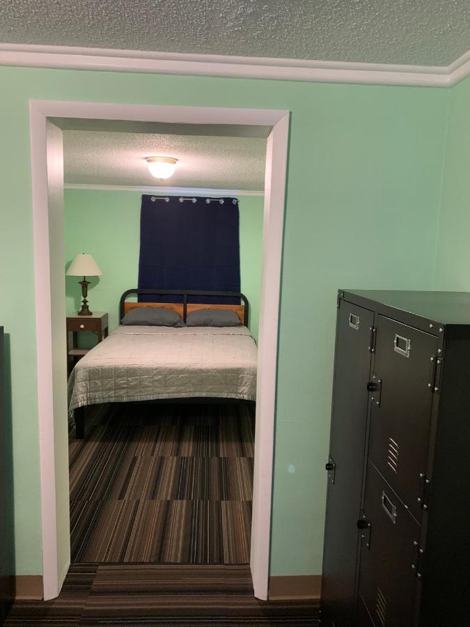 Howard City Tour Inn Motel المظهر الخارجي الصورة