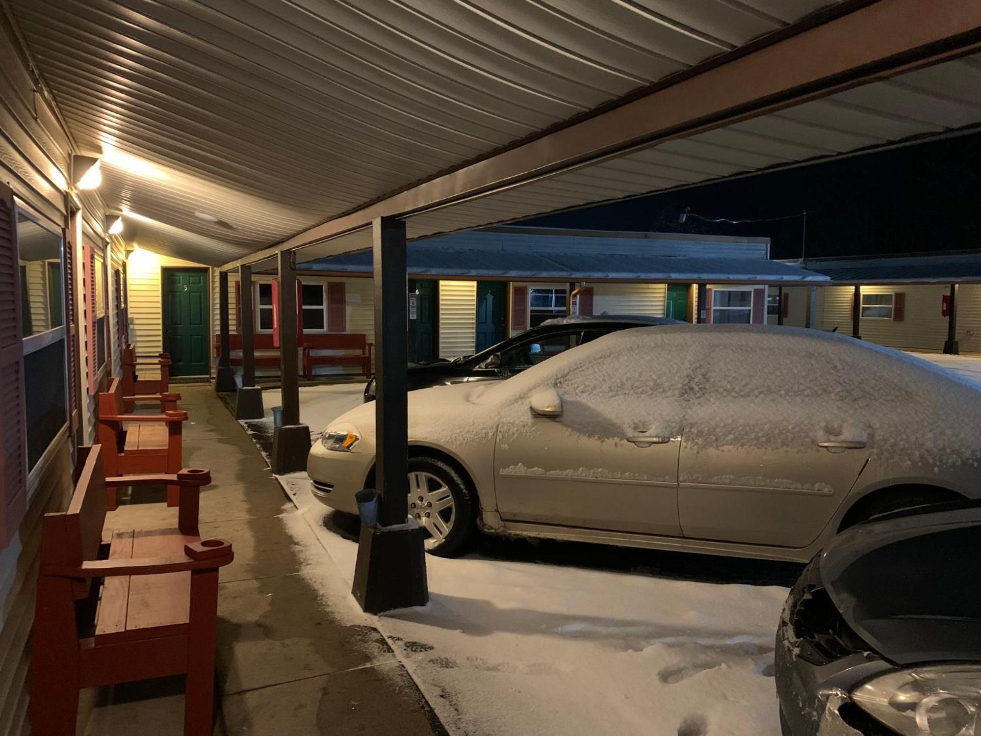 Howard City Tour Inn Motel المظهر الخارجي الصورة