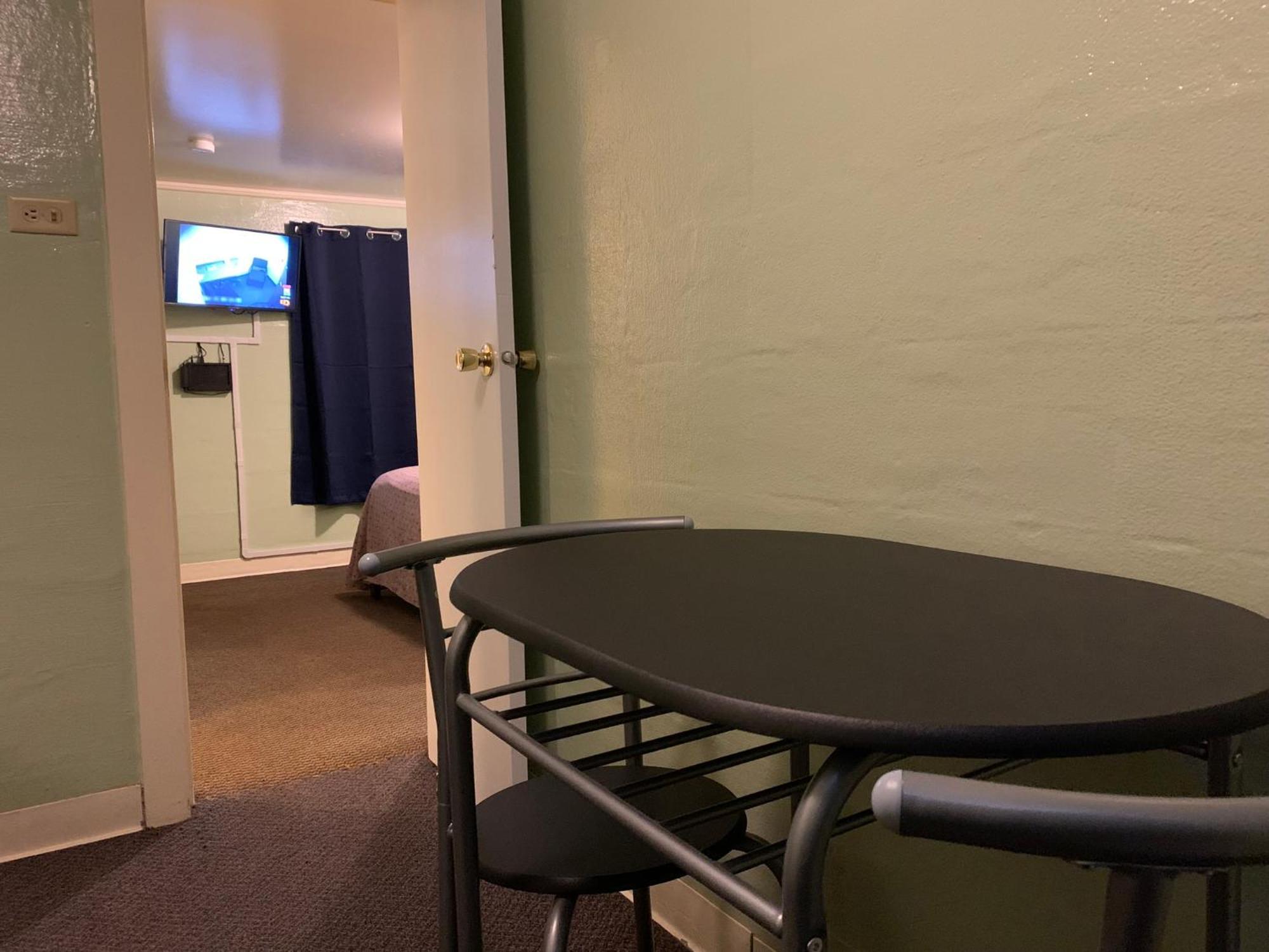 Howard City Tour Inn Motel المظهر الخارجي الصورة